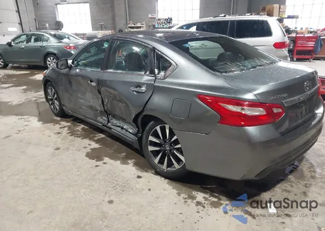 2017 Nissan Altima 2.5 Sl z USA, uszkodzony, nr VIN 1N4AL3AP8HC185343